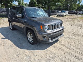 2021 Jeep Renegade Limited - Exterior Front Right Corner Image